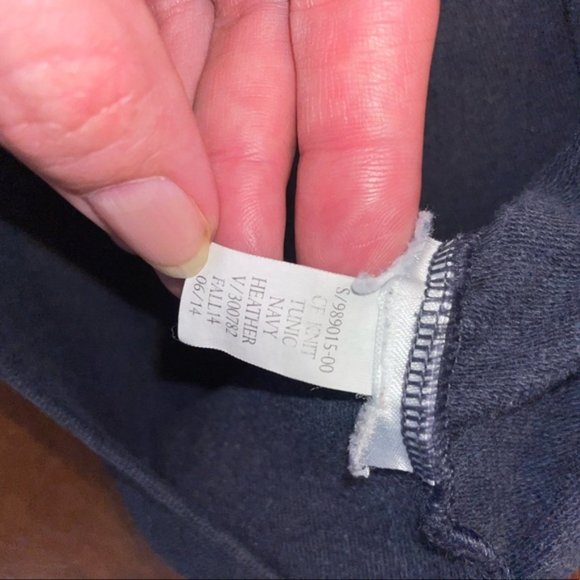 Gap Body Navy Blue Oversized Sweatshirt - Picture 4 of 8